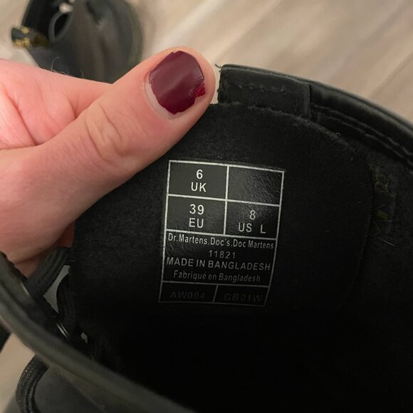 Dr. Martens 1460 Black Boot - Women's Size 8 - Picture 7 of 10